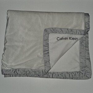 Calvin Klein White Fleece Baby Blanket Black White Stripe Satin Trim 30x37